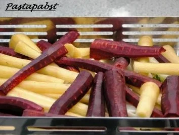 Dorsch im Zitronendampf mit violetten und gelben Möhren - Rezept - Bild Nr. 3