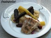 Dorsch im Zitronendampf mit violetten und gelben Möhren - Rezept