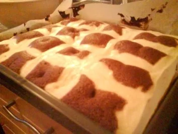 Rezept: Kirsch-Betten-Kuchen Bild Nr. 2 Kirsch-Betten-Kuchen - Rezept - Bild Nr. 2