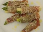 Gratin von grünem Spargel und Serranoschinken - Rezept