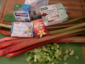 Rezept: Rhabarber-Quark Bild Nr. 2 Rhabarber-Quark - Rezept - Bild Nr. 2