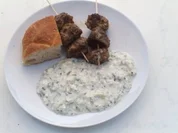 Hackfleischbällchen mit Johhurtsoße - Rezept