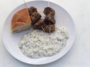 Hackfleischbällchen mit Johhurtsoße - Rezept