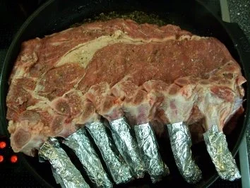 Karree vom Kalb mit Bratspargel und Bärlauchgnocchi auf Parmesansauce - Rezept - Bild Nr. 4