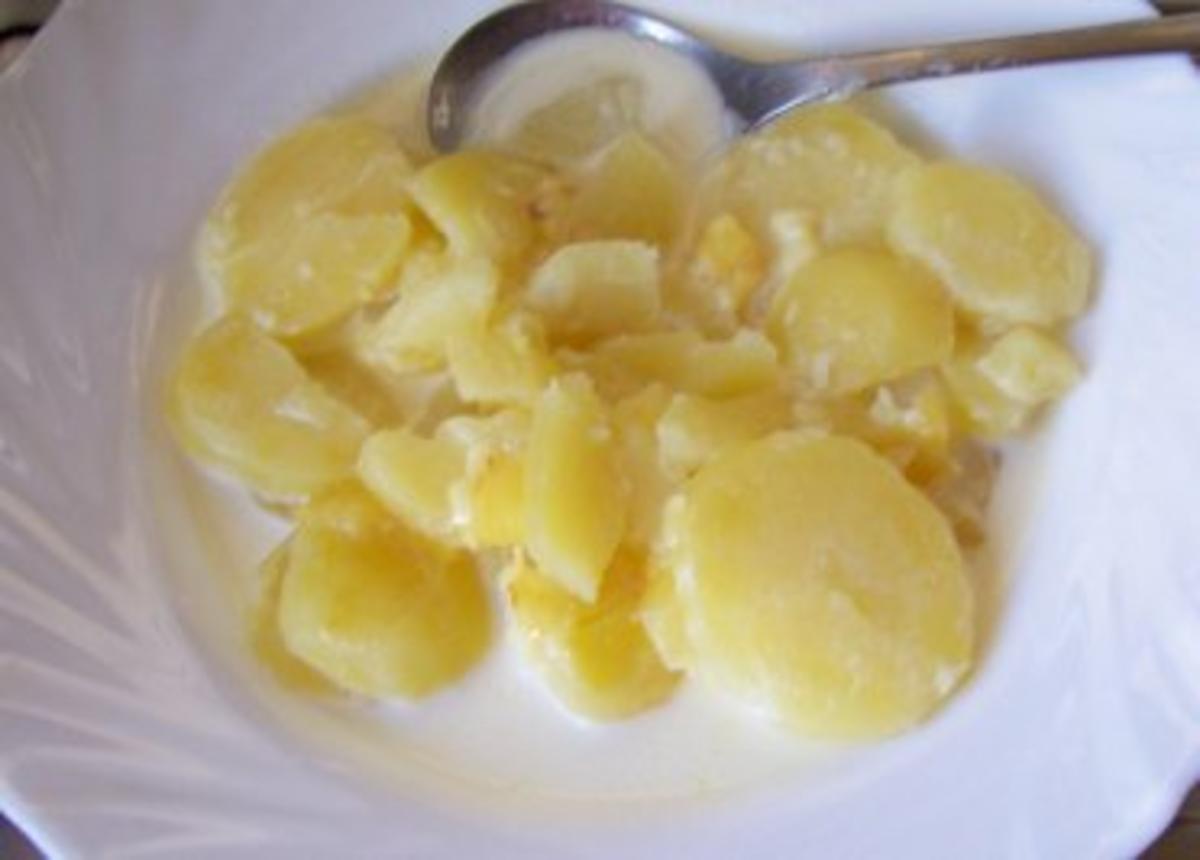 Auflauf: Kartoffeln mit Milch gebacken ... anno 1937 - Rezept