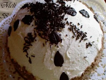 Backen: Erdbeer-Pfirsich-Kuppeltorte - Rezept - Bild Nr. 11