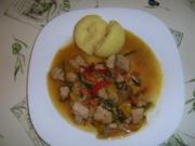 Putengulasch mit Peperoninote - Rezept