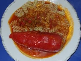 Fleischgericht - Gefüllte Paprika Bolognese-Art - Rezept
