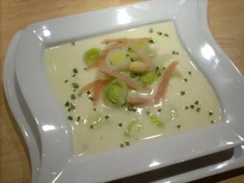 Spargel-Lauch-Cremesuppe mit Schinken - Rezept - Bild Nr. 2