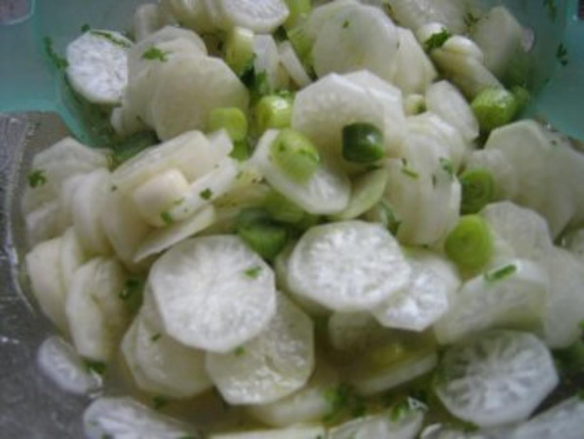 Radieschensalat aus weißen Eiszapfen - Rezept - Bild Nr. 4