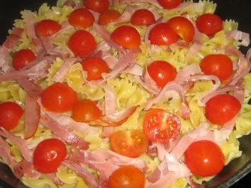 Nudelpfanne aus Farfalle und Sauce Hollandaise - Rezept - Bild Nr. 4