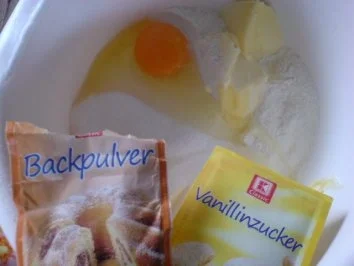 Rezept: Rhabarber auf Mürbeteig Bild Nr. 10 Rhabarber auf Mürbeteig - Rezept - Bild Nr. 10