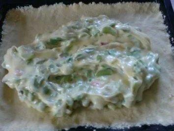 Rezept: Rhabarber auf Mürbeteig Bild Nr. 19 Rhabarber auf Mürbeteig - Rezept - Bild Nr. 19