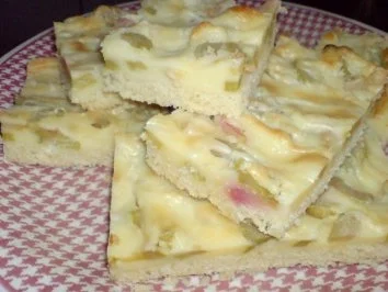 Rezept: Rhabarber auf Mürbeteig Bild Nr. 2 Rhabarber auf Mürbeteig - Rezept - Bild Nr. 2