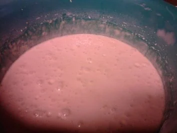 Rosa Biskuit-Muffins mit Puddingkern - Rezept - Bild Nr. 3