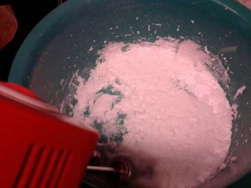 Rosa Biskuit-Muffins mit Puddingkern - Rezept - Bild Nr. 9