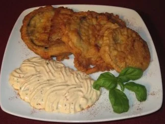 Gebackene Aubergine mit Paste - Rezept