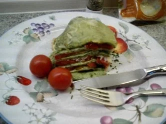 Vegetarisch:  Pfannkuchenturm mit Kräutern und Tomatenfüllung - Rezept - Bild Nr. 5