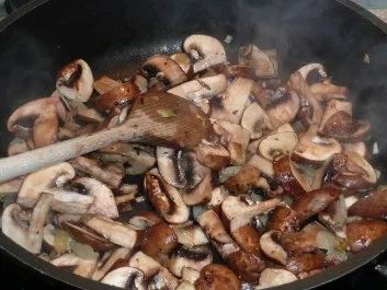 Auflauf: Ravioli mit Spinatfüllung - Rezept - Bild Nr. 3