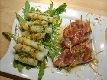 Spargelsalat an Kalbsschnitzel a la Saltimbocca - Rezept - Bild Nr. 2