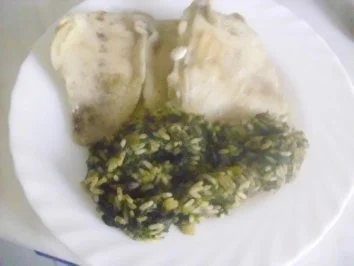 Reis-Spinat mit Kochfisch oder Schweinkammscheiben - Rezept