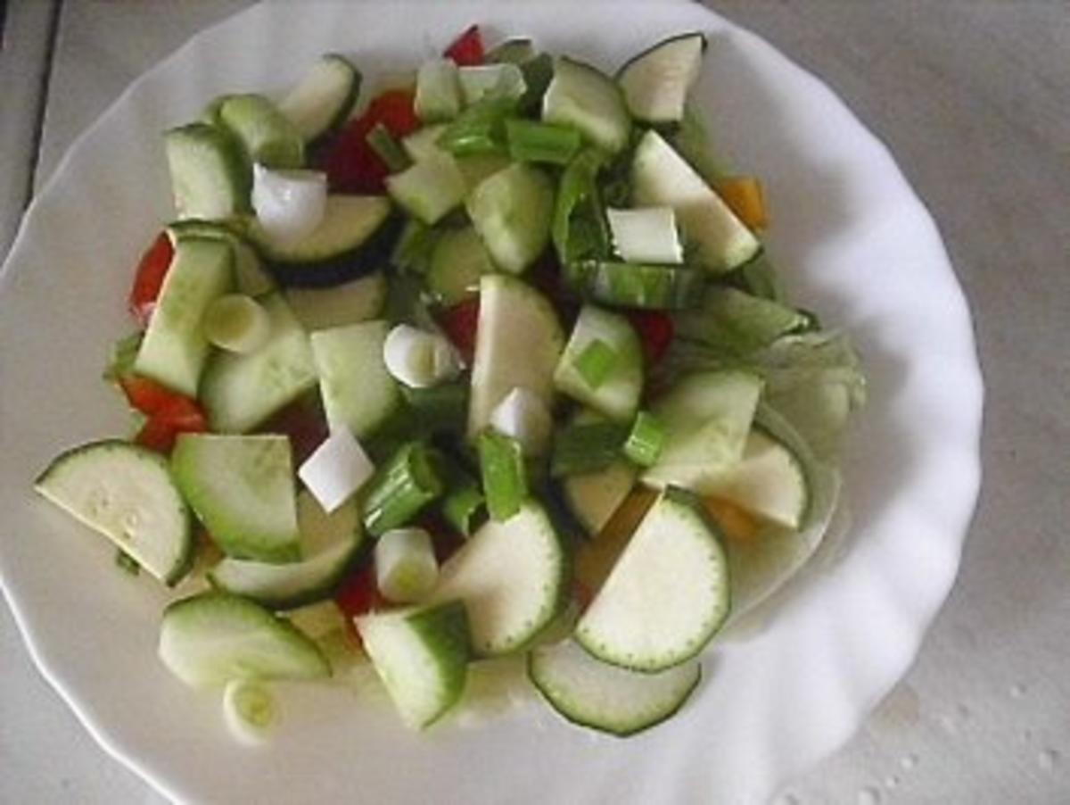 Salat mit gerollten Schinkenspeck - Rezept - Bild Nr. 4