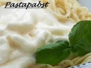 Basilikumspaghetti mit Carbonaraschaum - Rezept