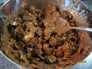 Rezept: Schoko Crossies aus „alten“ Hasen oder Nikolaus oder... Bild Nr. 8 Schoko Crossies aus „alten“ Hasen oder Nikolaus oder... - Rezept - Bild Nr. 8