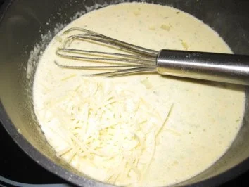 Rezept: Spargel mit einem Rucola-Käse-Senfsößchen Bild Nr. 7 Spargel mit einem Rucola-Käse-Senfsößchen - Rezept - Bild Nr. 7