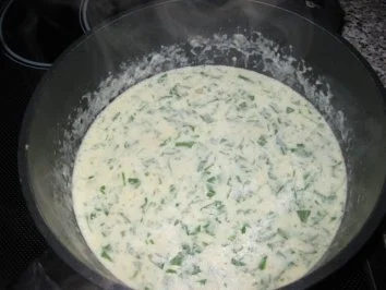 Rezept: Spargel mit einem Rucola-Käse-Senfsößchen Bild Nr. 10 Spargel mit einem Rucola-Käse-Senfsößchen - Rezept - Bild Nr. 10