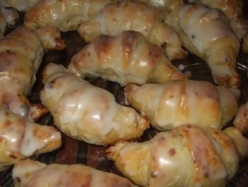 Rezept: Nuss - Schokohörnchen Nuss - Schokohörnchen - Rezept