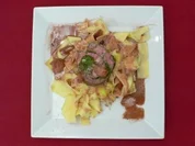 Rezept: Kräuterrolle mit Zucchini-Pasta Bild Nr. 2 Kräuterrolle mit Zucchini-Pasta - Rezept - Bild Nr. 2