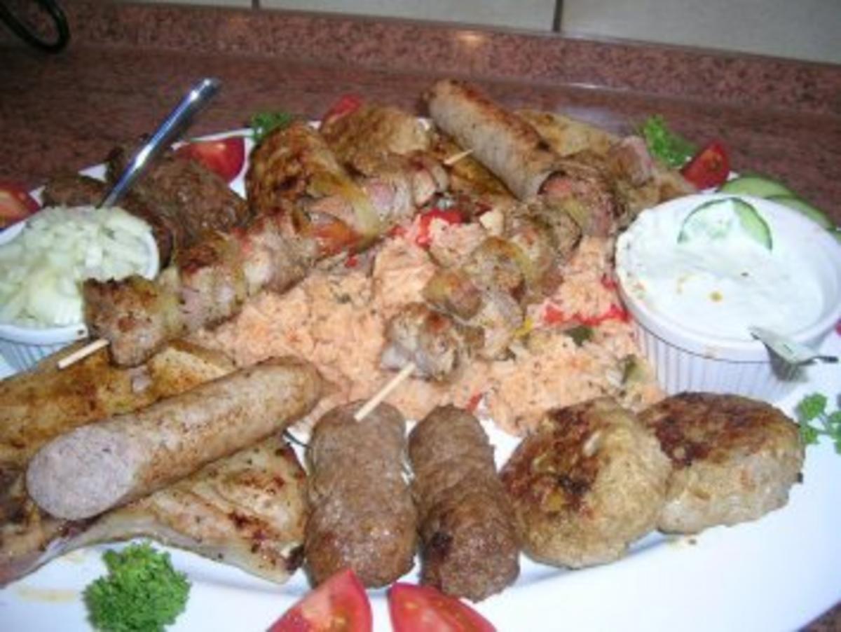 Fleisch-/Grillplatte (nicht auf dem Grill)  Pfanne+Ofen  nach meiner Art mit Djuvec Reis - Rezept - Bild Nr. 2