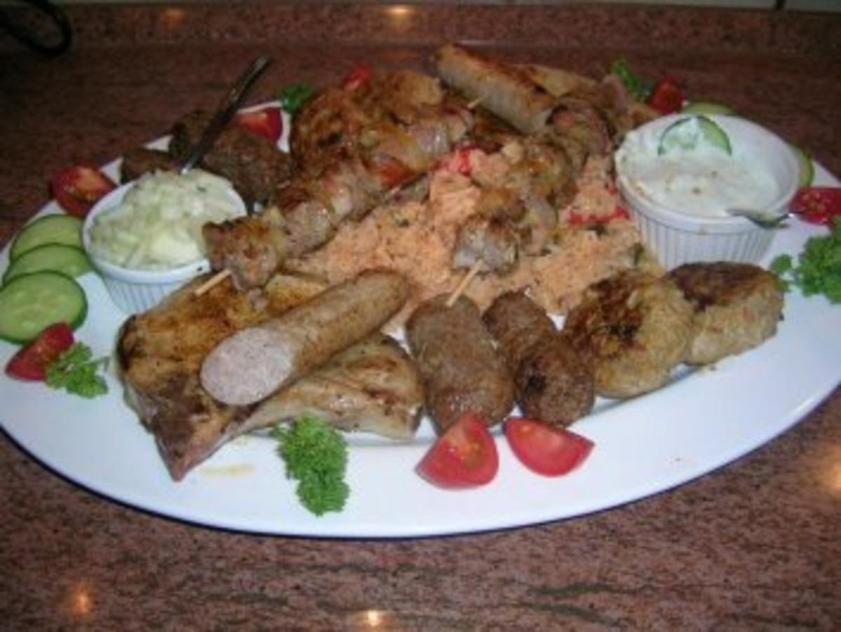 Fleisch-/Grillplatte (nicht auf dem Grill)  Pfanne+Ofen  nach meiner Art mit Djuvec Reis - Rezept - Bild Nr. 4