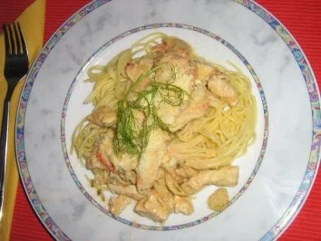 Scharfes Hähnchengeschnetzeltes mit Fenchel an Spaghettini - Rezept