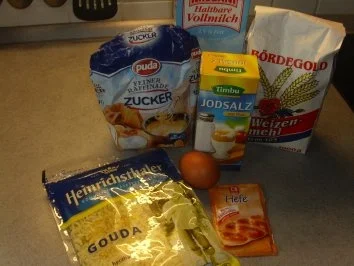 Rezept: Brote: Käsebrötchen Bild Nr. 3 Brote: Käsebrötchen - Rezept - Bild Nr. 3