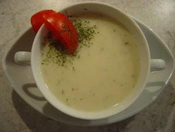 Rezept: Fischcreme-Suppe aus Seelachsfilet Bild Nr. 2 Fischcreme-Suppe aus Seelachsfilet - Rezept - Bild Nr. 2