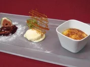 Crema Catalan auf Fruchtspiegel mit Rosmarin-Eis - Rezept