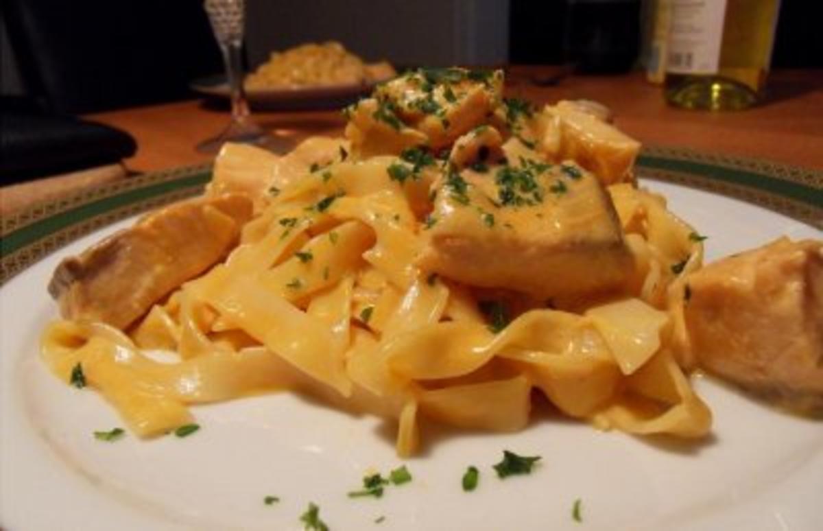 Bandnudeln Mit Lachs Rezept Mit Bild Kochbar De