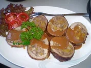 Schweinefiletrolle gefüllt mit Walnüssen und Aprikosen - Rezept