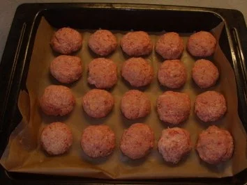 Rezept: Fleischgerichte: Bulettchen aus dem Ofen Bild Nr. 4 Fleischgerichte: Bulettchen aus dem Ofen - Rezept - Bild Nr. 4