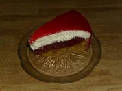 Rezept: Nussboden mit Kirsch-Quark und Erdbeerbelag Nussboden mit Kirsch-Quark und Erdbeerbelag - Rezept