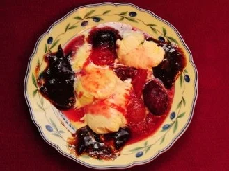 Rezept: Zwetschgen mit Vanilleeis (Jimmy Hartwig) Zwetschgen mit Vanilleeis (Jimmy Hartwig) - Rezept
