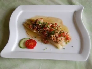 Rezept: Spargel mit Shrimps in Tomatenvinaigrette Spargel mit Shrimps in Tomatenvinaigrette - Rezept