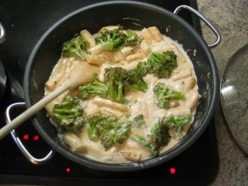 Spargel mit Brokkoli und Bandnudeln - Rezept - Bild Nr. 5