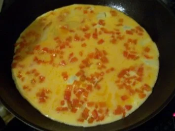 Rezept: Zwischensnack: Paprika-Omelette Bild Nr. 3 Zwischensnack: Paprika-Omelette - Rezept - Bild Nr. 3