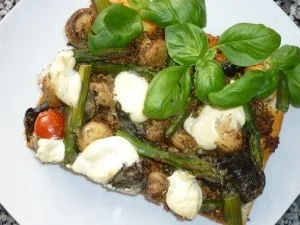 Rezept: Spargel - Hackfleischpizza Spargel - Hackfleischpizza - Rezept