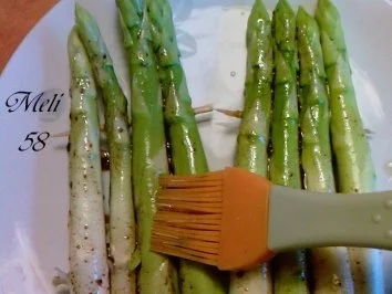 Grillen: Gegrillte Spargelflöße - Rezept - Bild Nr. 2