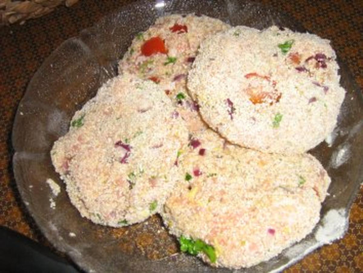 Putenfleischküchle auf Champignon-Curry-Sauce an Langkorneis - Rezept - Bild Nr. 4