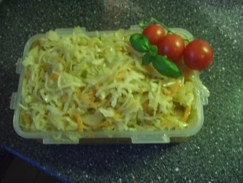 Weisskabis (Kraut)-Salat - Rezept - Bild Nr. 2
